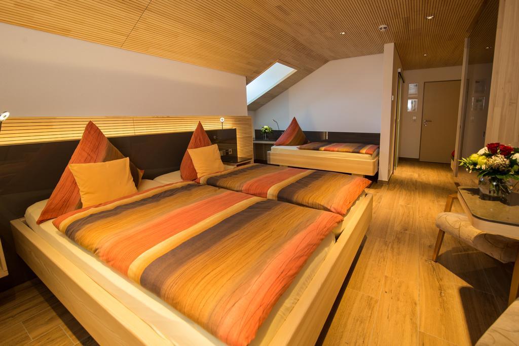Hotel Garni Jaegerhof Sigmaringen Δωμάτιο φωτογραφία