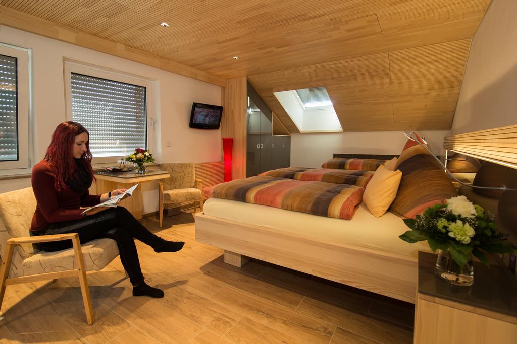 Hotel Garni Jaegerhof Sigmaringen Δωμάτιο φωτογραφία