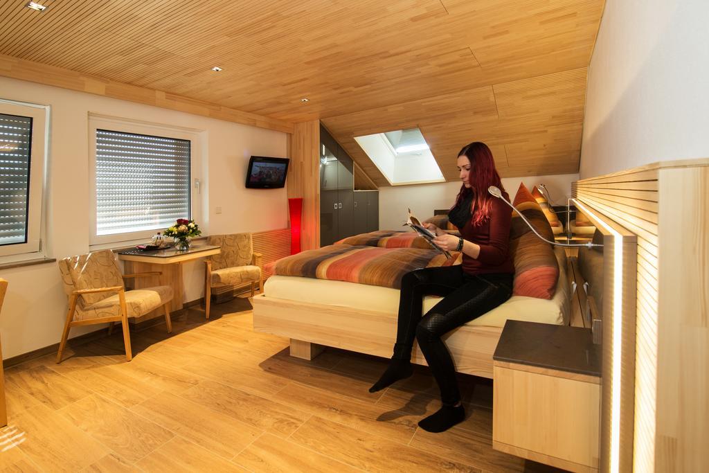 Hotel Garni Jaegerhof Sigmaringen Δωμάτιο φωτογραφία